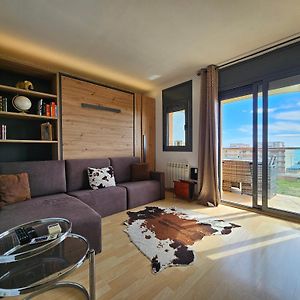 Apartment Beach Front Canet